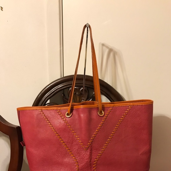 YSL reversible tote gm bag SOLD TO TRADESY 🌺🌺🌺 - Picture 10 of 16